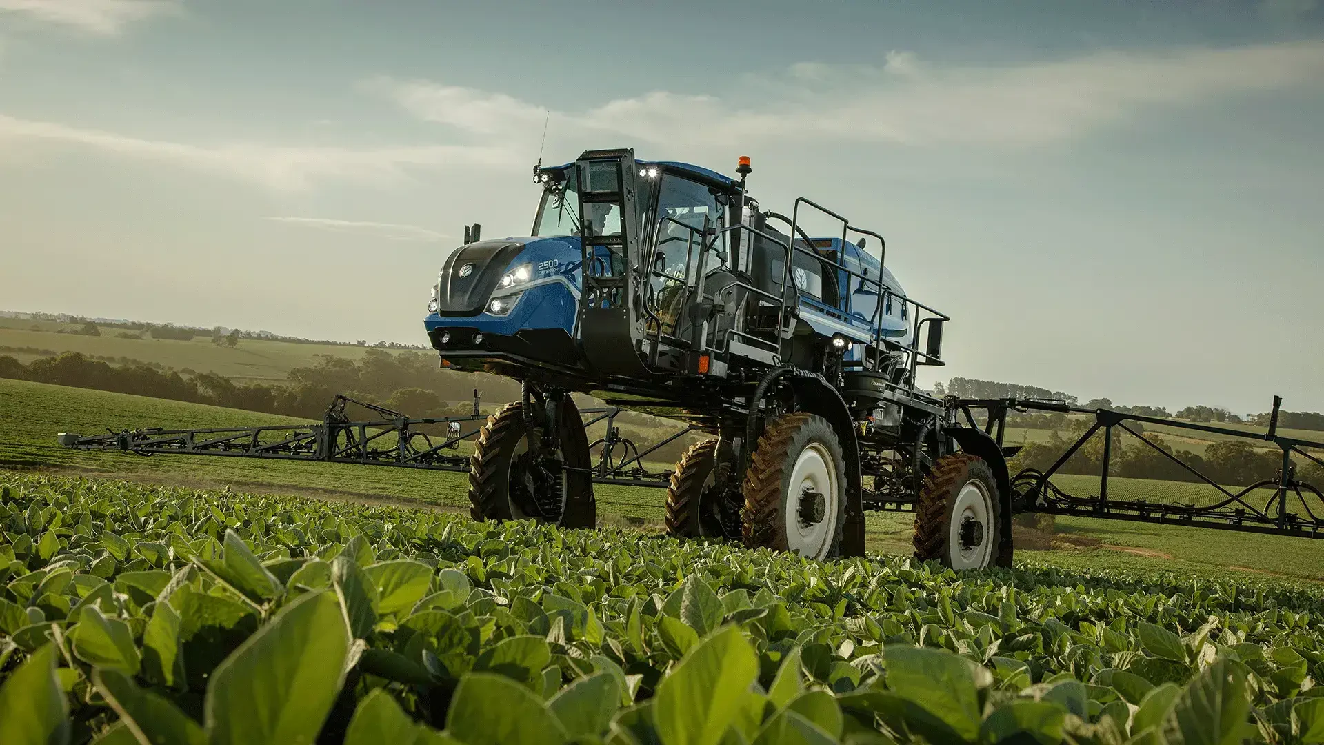 New Holland Nova Linha Defensor