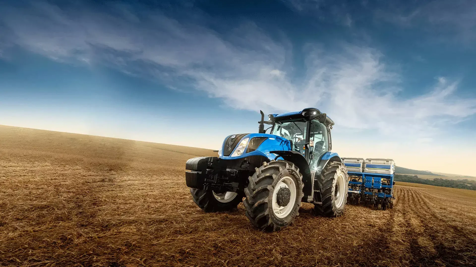 T6.140 Electro Command New Holland no campo