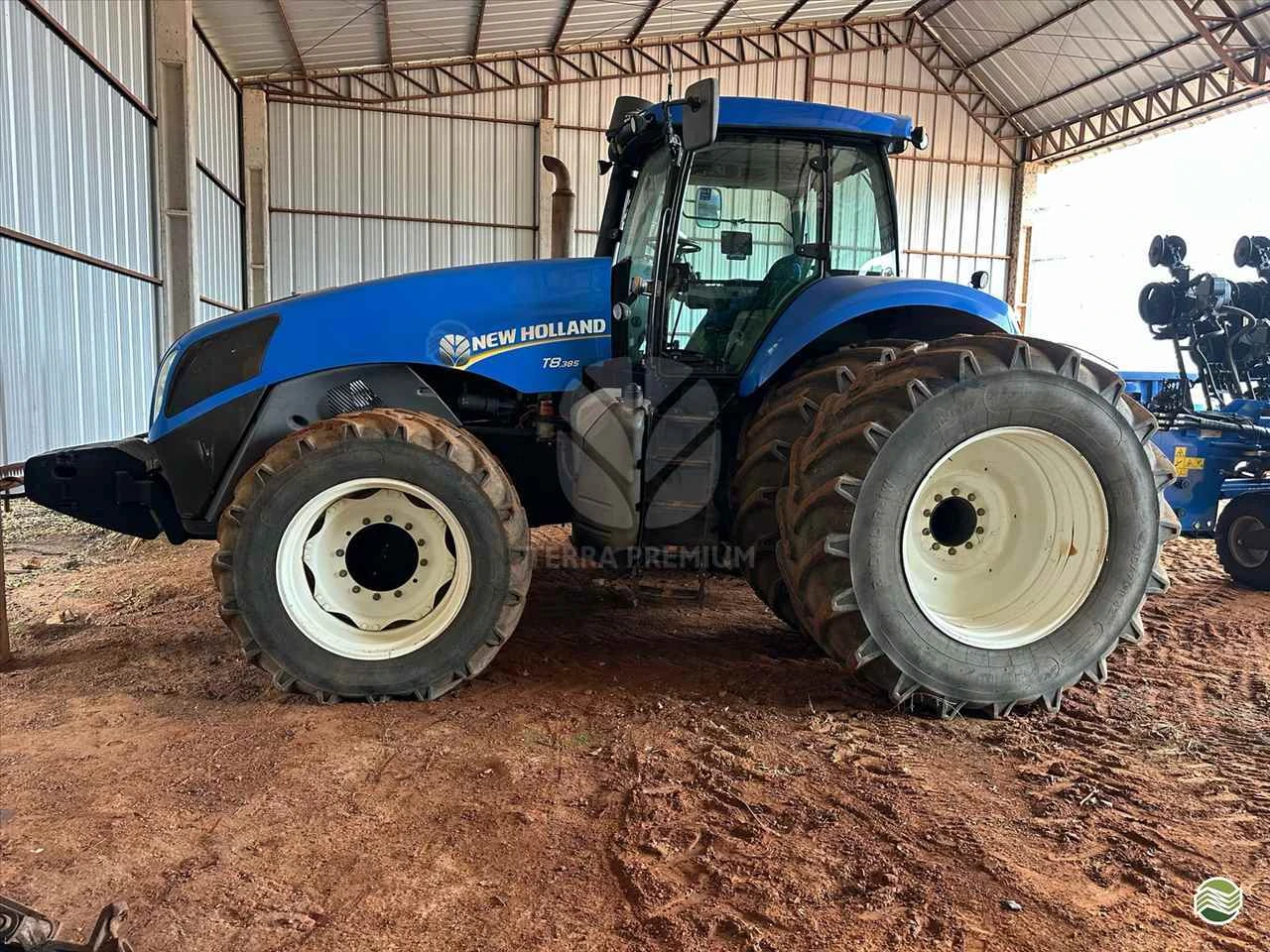 New Holland T8 385 — foto da unidade anunciada