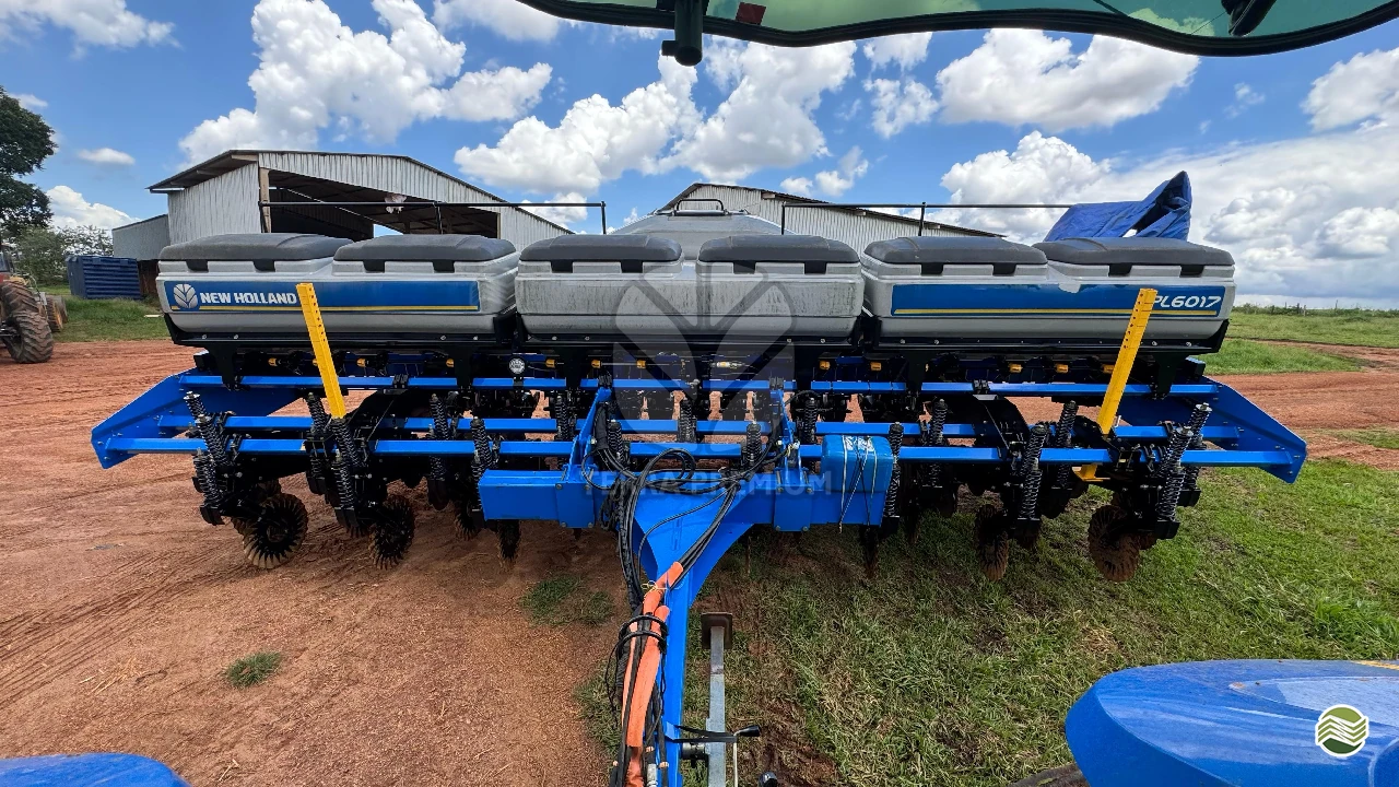 New Holland PL 6017 — foto da unidade anunciada